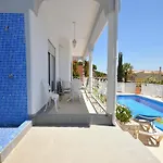 In With Private Pool 度假居 *