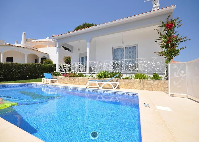 In With Private Pool Casa de Férias *