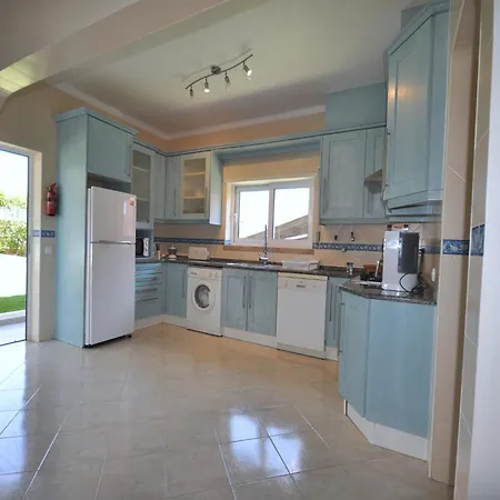 In With Private Pool Holiday home Vilamoura
